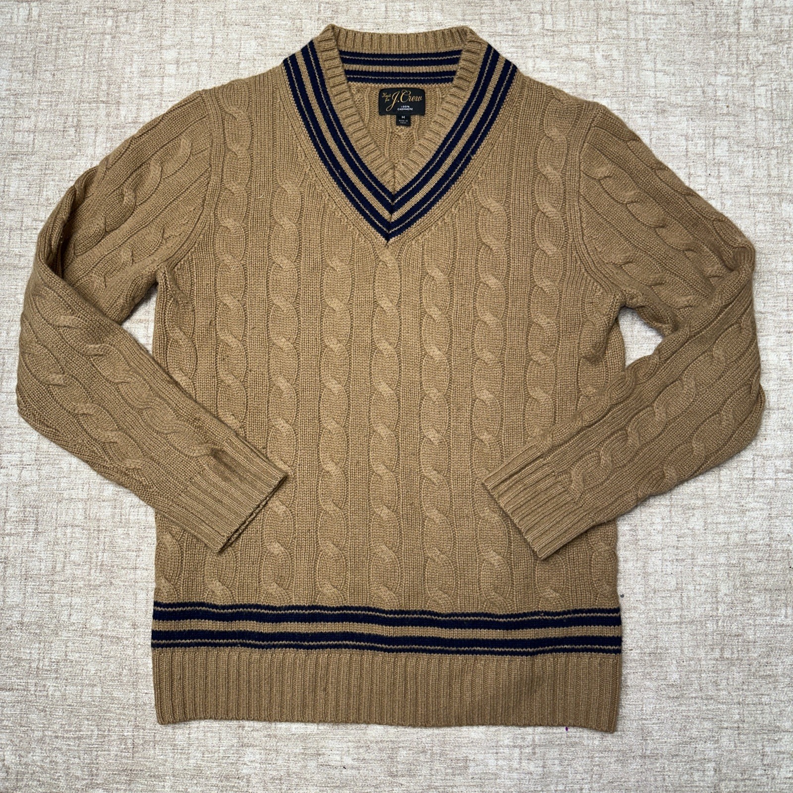 J.Crew Men\'s 100% Cashmere Cable Knit Cricket Sweater Medium Tan V-Neck Pullover