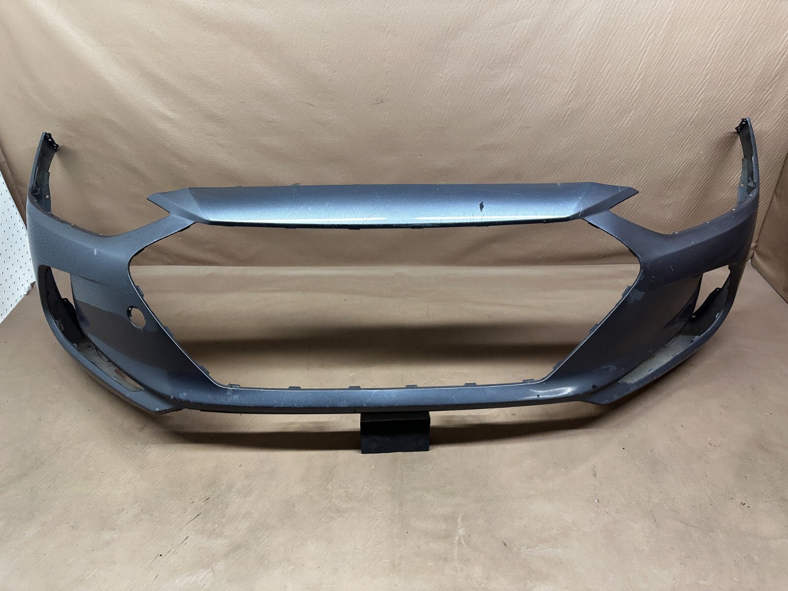 2017 2018 Hyundai Elantra Front Bumper  Cover OEM 17 18 86511-F2000