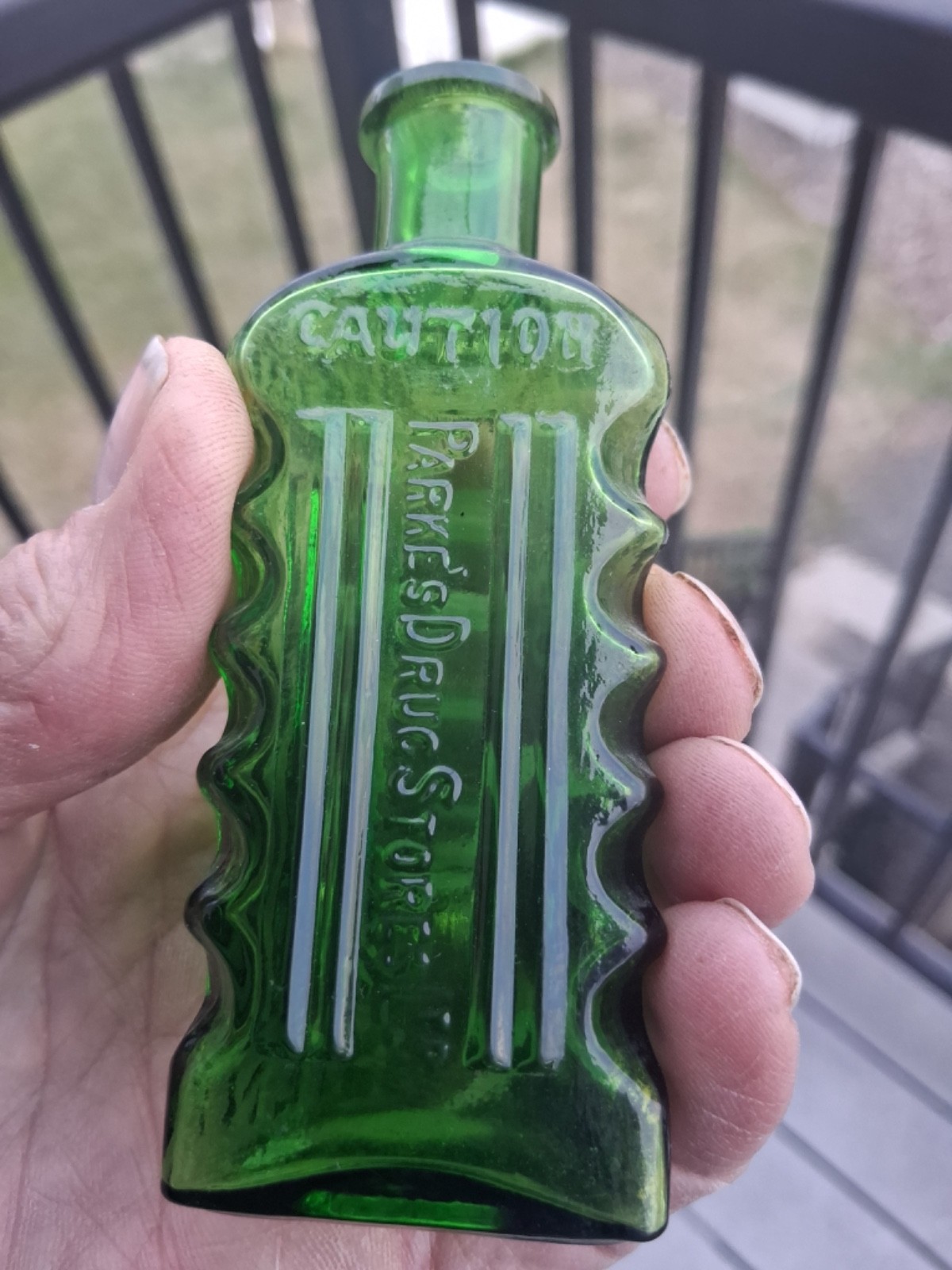 ULTRA-RARE KT-3 Variant Emerald Green--2 oz. 4 1/4 ULTRA-RARE KT-3 Variant Emerald Green--2 oz. 4 1/4