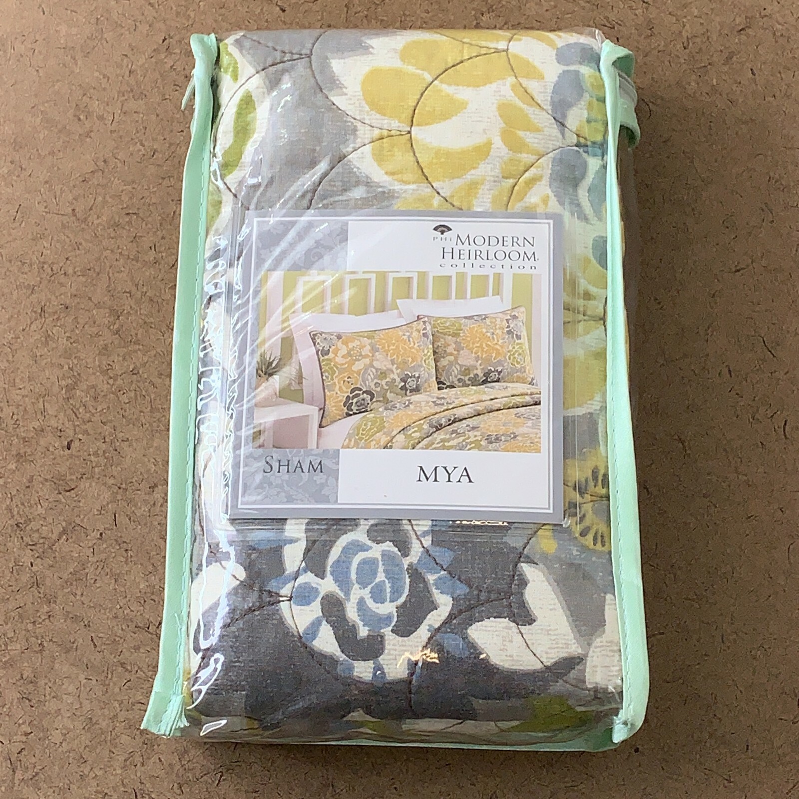 Modern Heirloom Collection 20 X 26in Mya Floral Standard Pillow Sham NWT