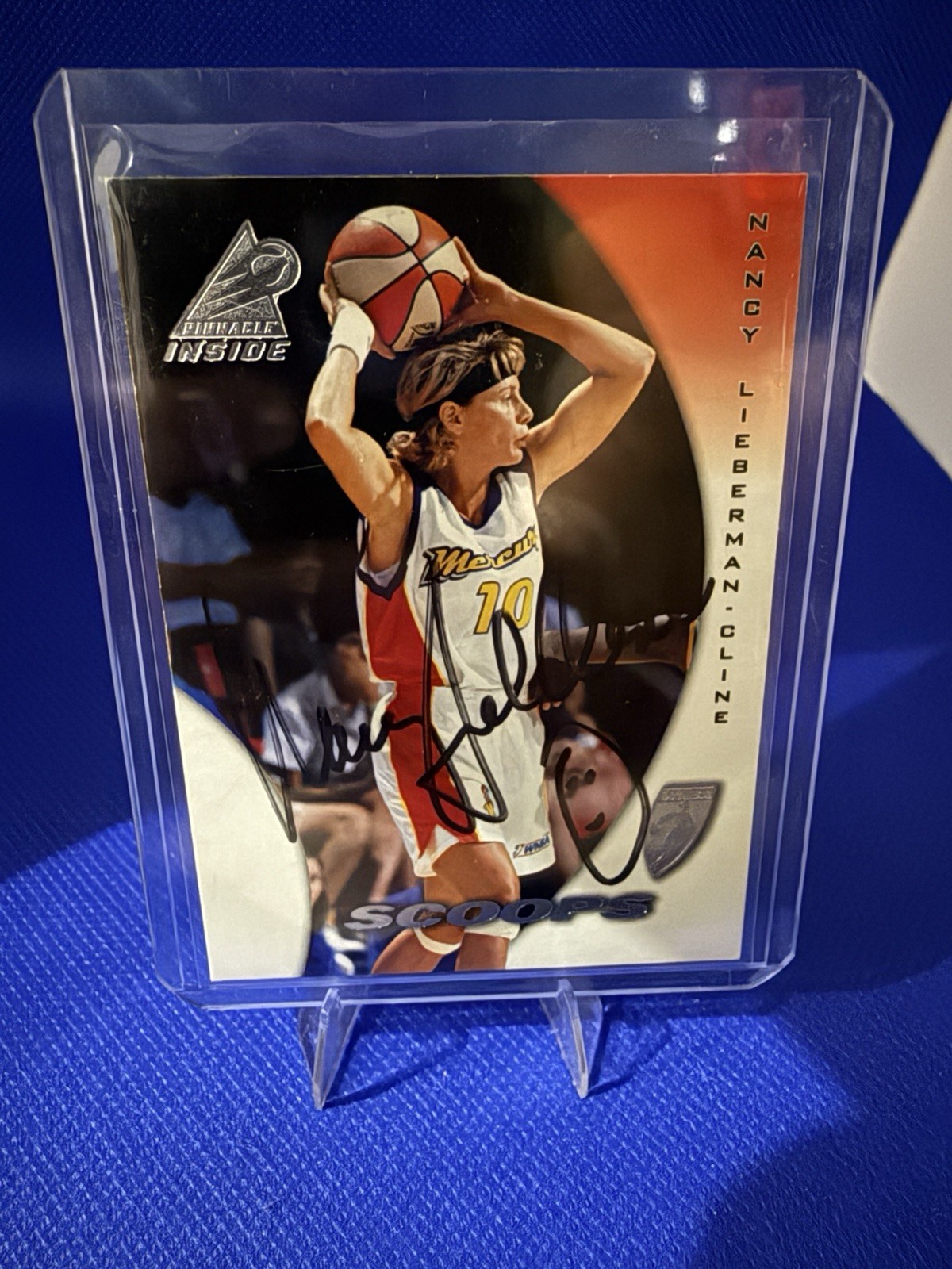 1997 Pinnacle Inside WNBA - Scoops Nancy Lieberman-Cline #65 Auto 1997 Pinnacle Inside WNBA - Scoops Nancy Lieberman-Cline #65 Auto