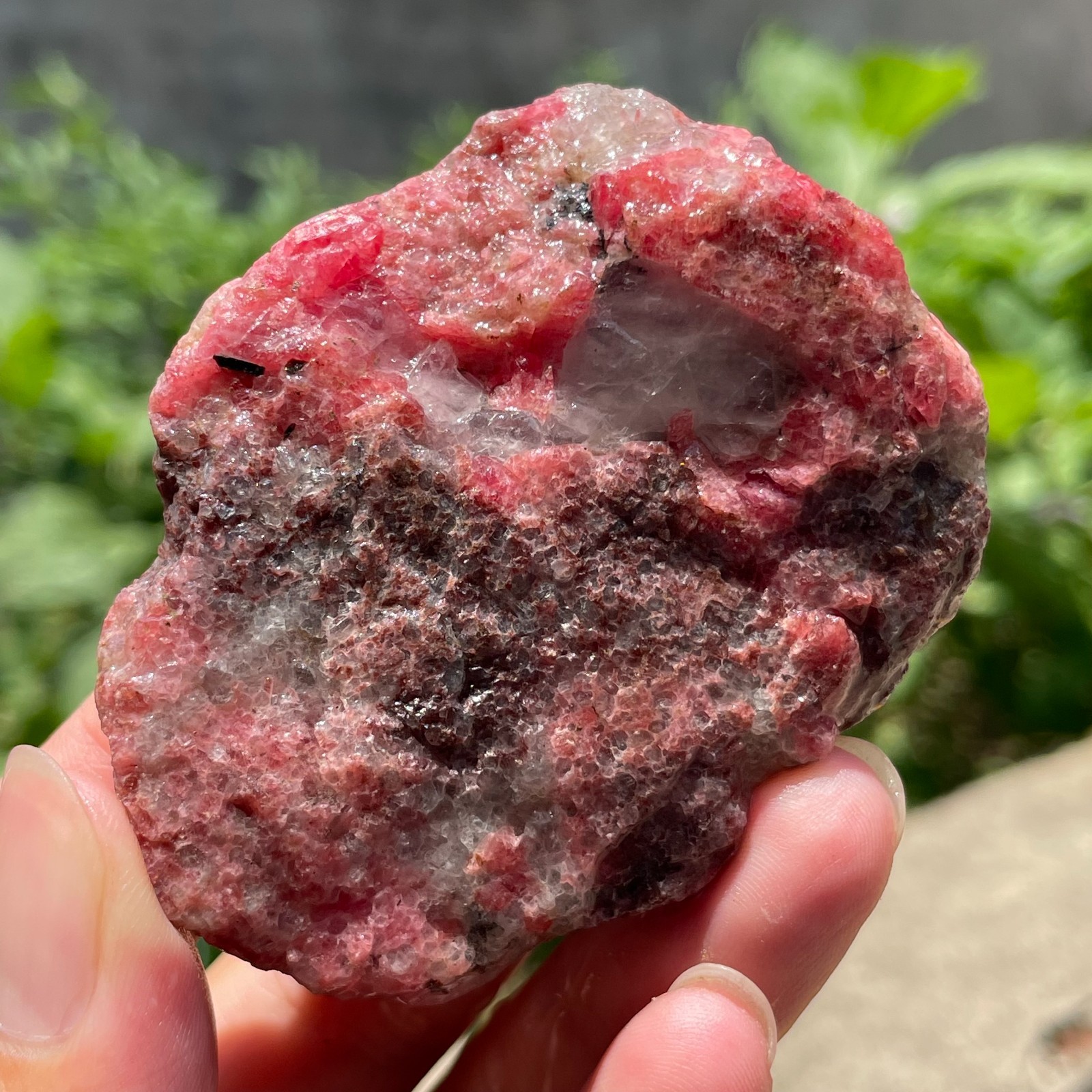 114g Rough Natural Rhodonite Quartz Crystal Mineral Specimen Healing 114g Rough Natural Rhodonite Quartz Crystal Mineral Specimen Healing