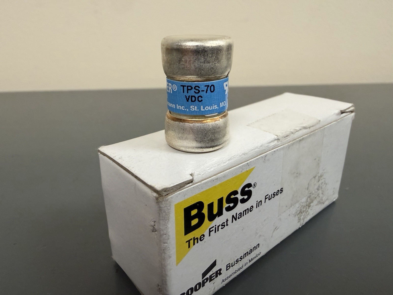 Lot of 10 Bussmann TPS-70 Telpower Fuses 70A 170VDC NOS New Old Stock