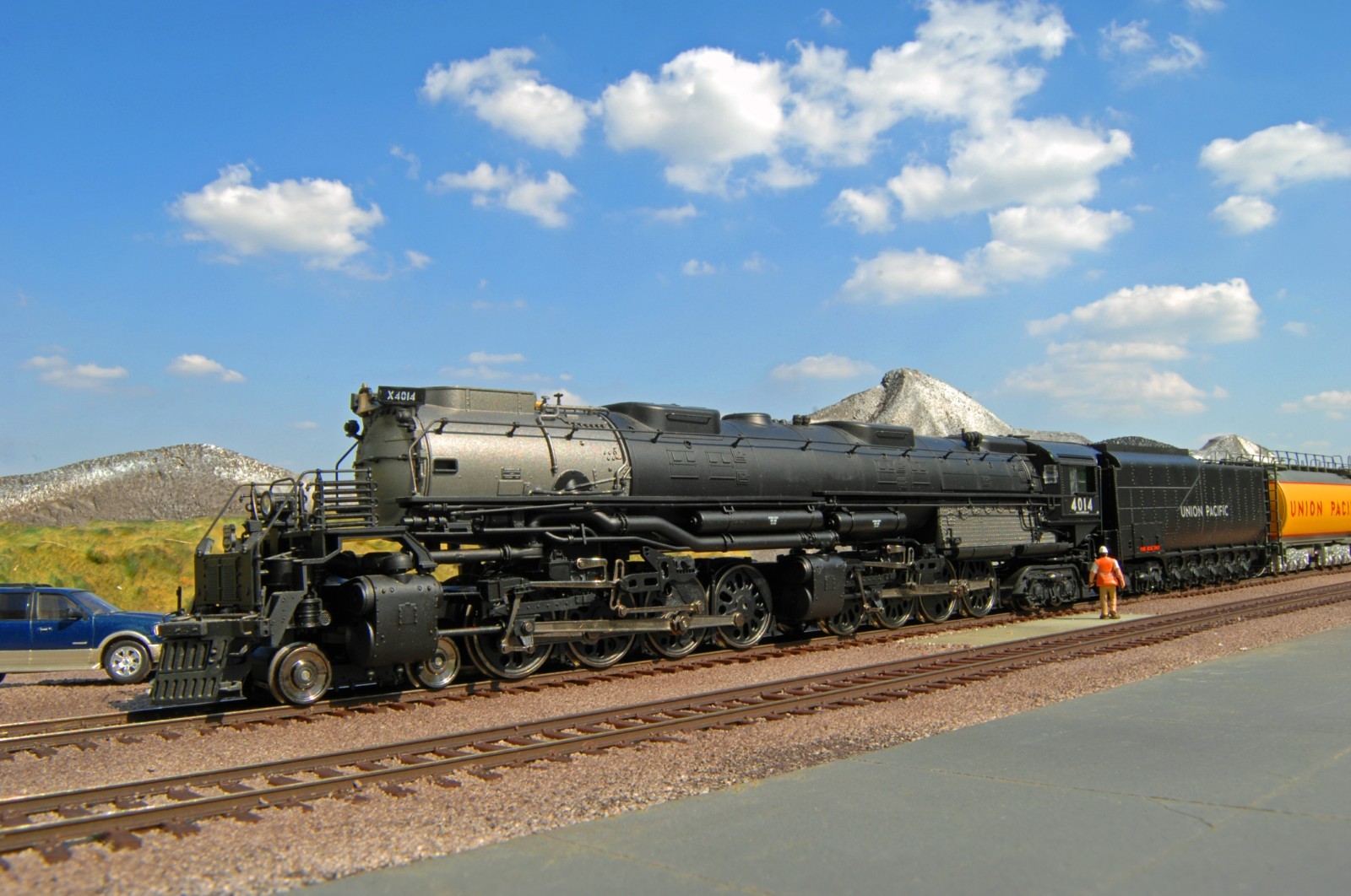Athearn Genesis Union Pacific Big Boy #4014 HO Tsunami Sound Excursion service