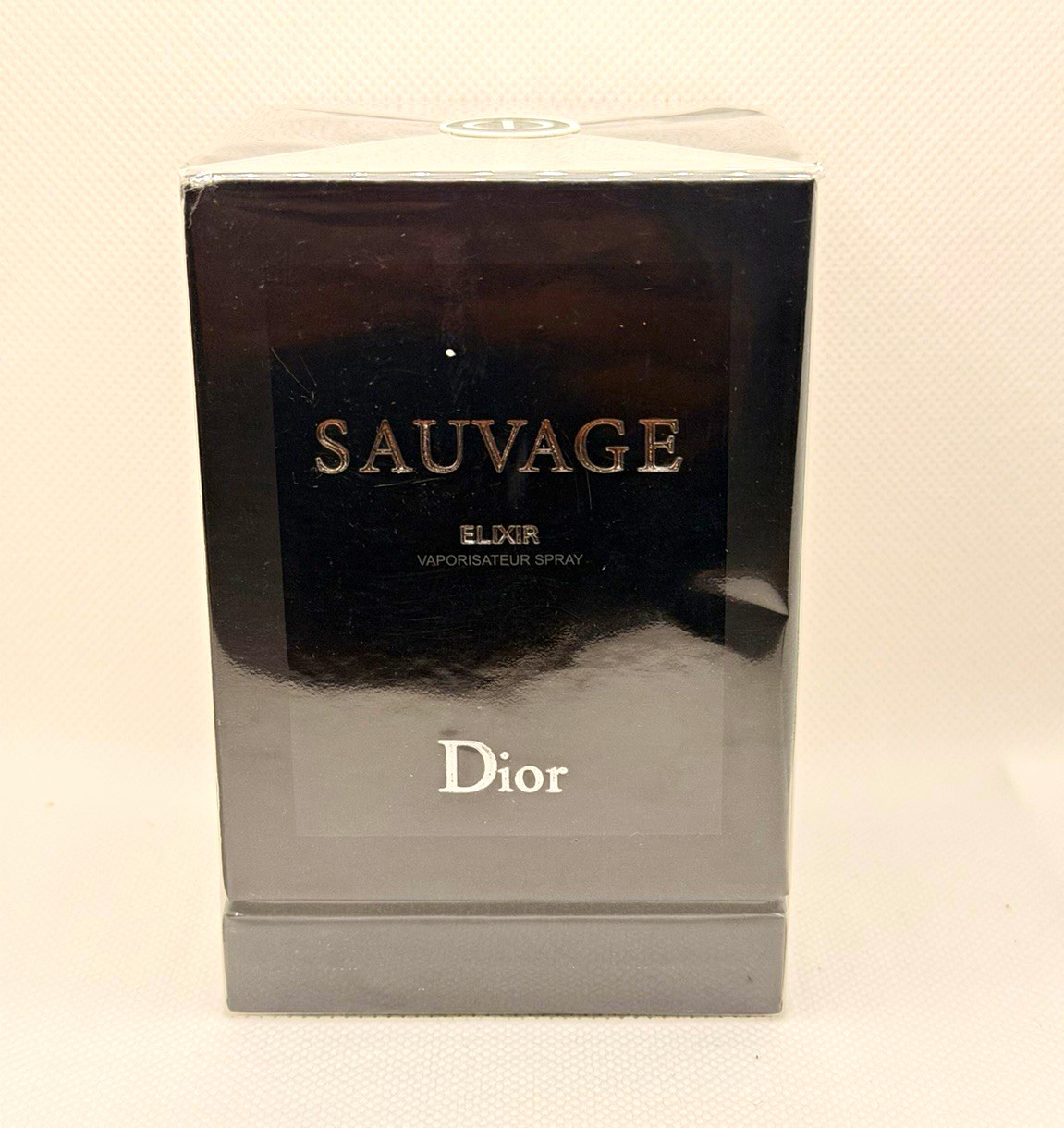 Dior Sauvage Elixir Spray, Regular Size 2 fl oz Lavender Vaporisateur Dior Sauvage Elixir Spray, Regular Size 2 fl oz Lavender Vaporisateur