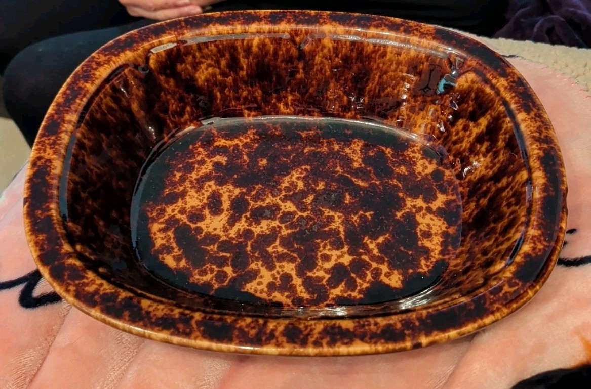 VTG MORTON POTTERY VSPNT TORTOISE SPATTERWARE STONEWARE CERAMIC LARGE OVAL BOWL VTG MORTON POTTERY VSPNT TORTOISE SPATTERWARE STONEWARE CERAMIC LARGE OVAL BOWL