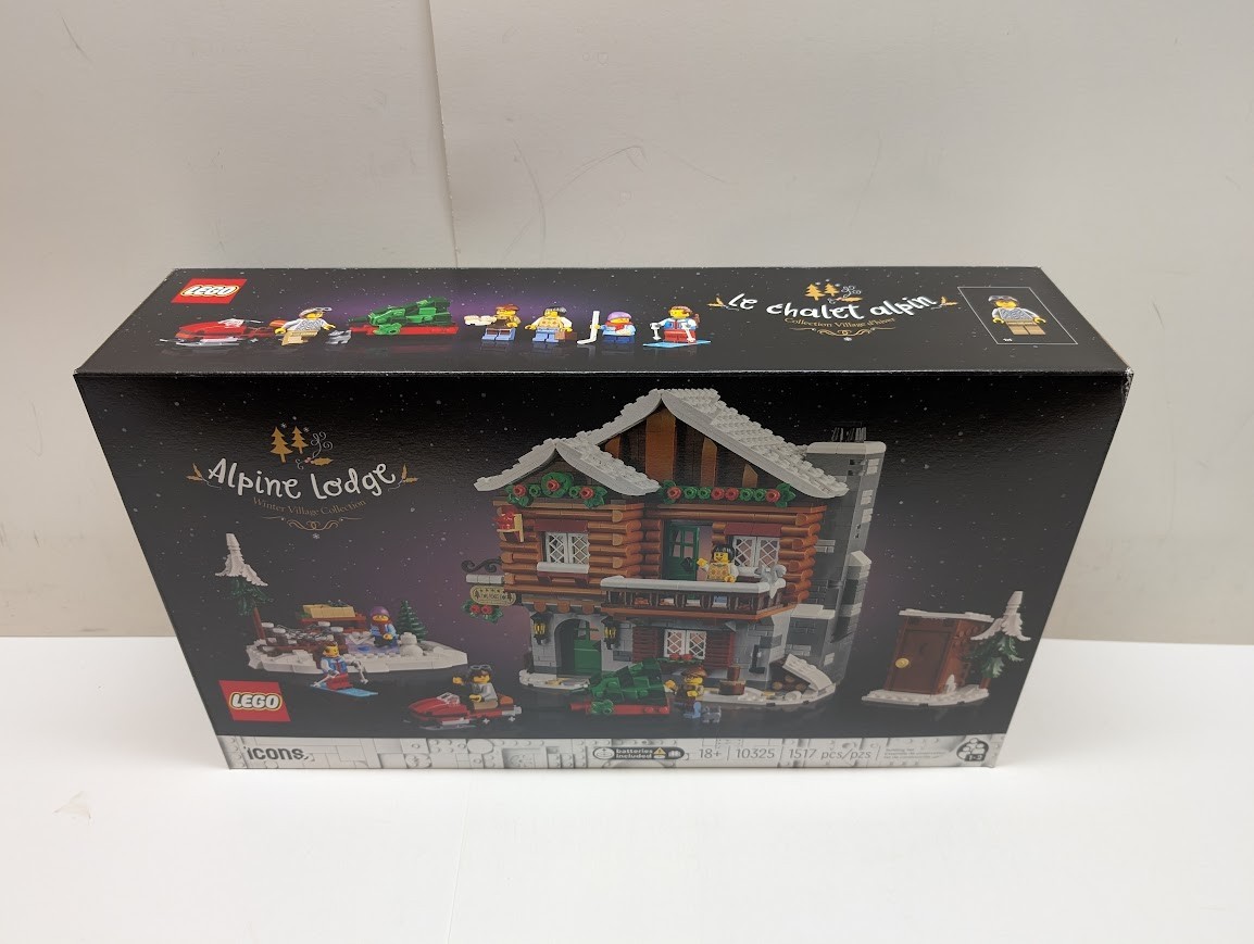 LEGO 10325 Icons: Alpine Lodge Holiday Christmas City New & Sealed w/ Shelf Wear