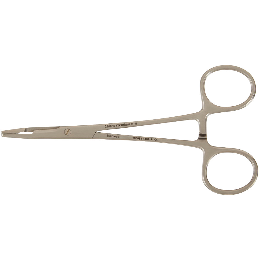Integra Miltex 8-15 Steel Surgical Needle Holder, Serrated Jaws, 5½\ Integra Miltex 8-15 Steel Surgical Needle Holder, Serrated Jaws, 5½\