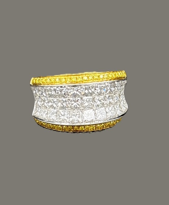Simon G 18K White Yellow Gold Princess Diamond Ring 2.70 CTW
