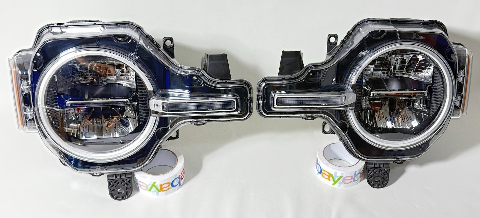Perfect OEM 2021-2026 Ford Bronco LED Base Headlights w/o Signature RH LH Set Perfect OEM 2021-2026 Ford Bronco LED Base Headlights w/o Signature RH LH Set