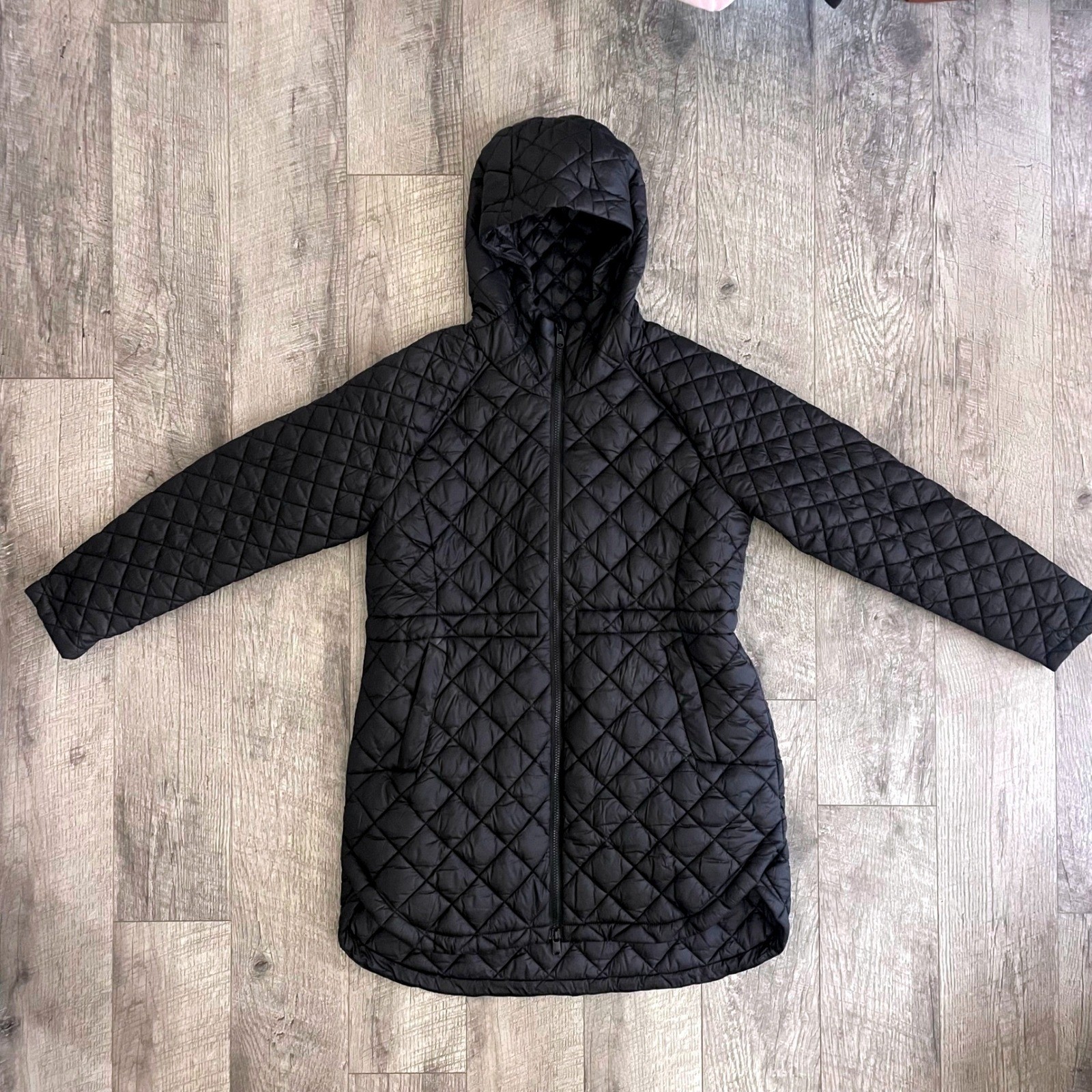 Athleta Whisper Featherless Parka Black Quilted Hooded Jacket Large Petite