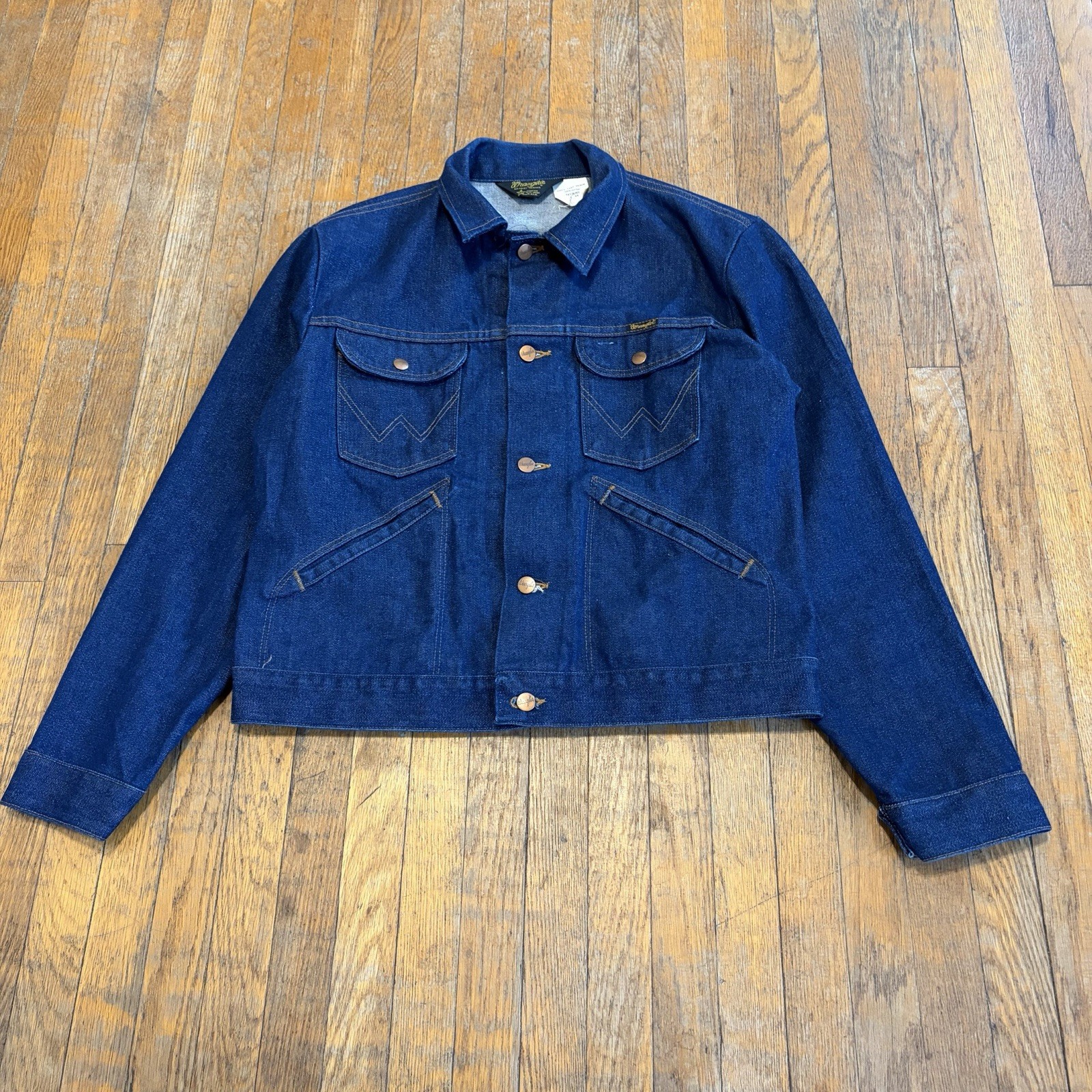True Vintage 70s Wrangler No Fault Denim Trucker Jacket 126MJ Sz 44 Made In USA True Vintage 70s Wrangler No Fault Denim Trucker Jacket 126MJ Sz 44 Made In USA
