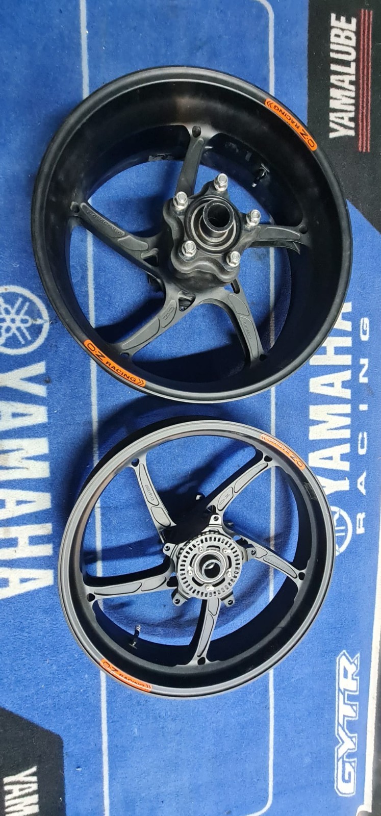 OZ PAIR OF PIEGA RACING ALUMINUM RIMS YAMAHA YZF R1 / M 2015-2026