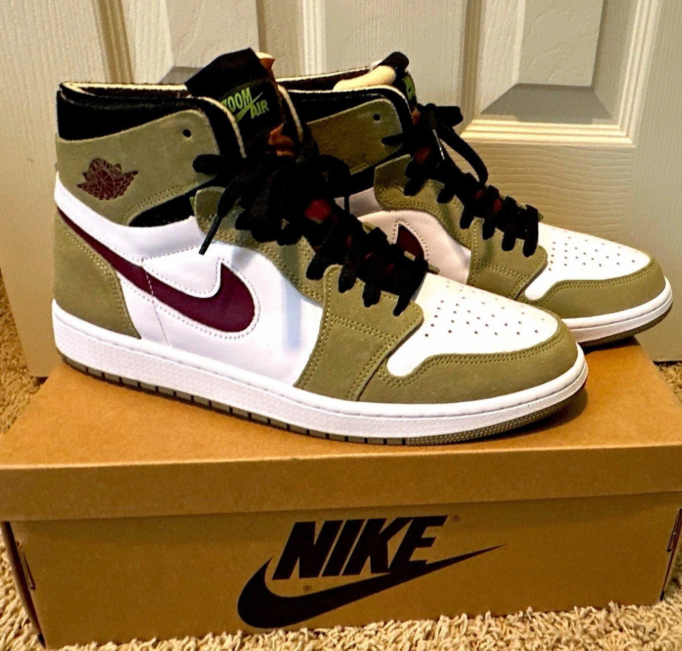 Air Jordan 1 Zoom Comfort Neutral Olive/Altitude Green 11.5 CT0978-203 Air Jordan 1 Zoom Comfort Neutral Olive/Altitude Green 11.5 CT0978-203