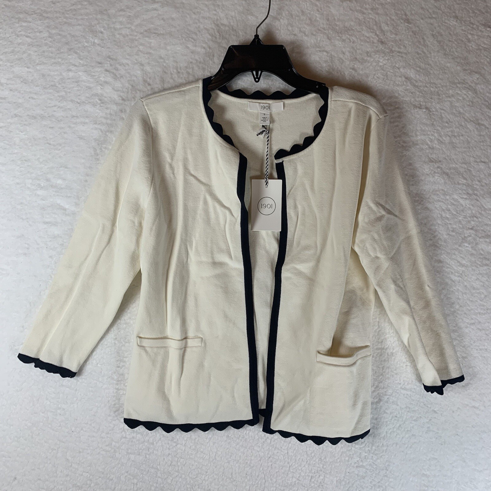1901 women\'s knit Ivory black Scallop Edge Open Front cardigan sweater size S 1901 women\'s knit Ivory black Scallop Edge Open Front cardigan sweater size S