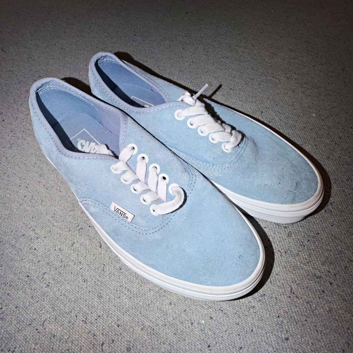 VANS Blue Suede Sneakers / women\'s size US 8.5 VANS Blue Suede Sneakers / women\'s size US 8.5