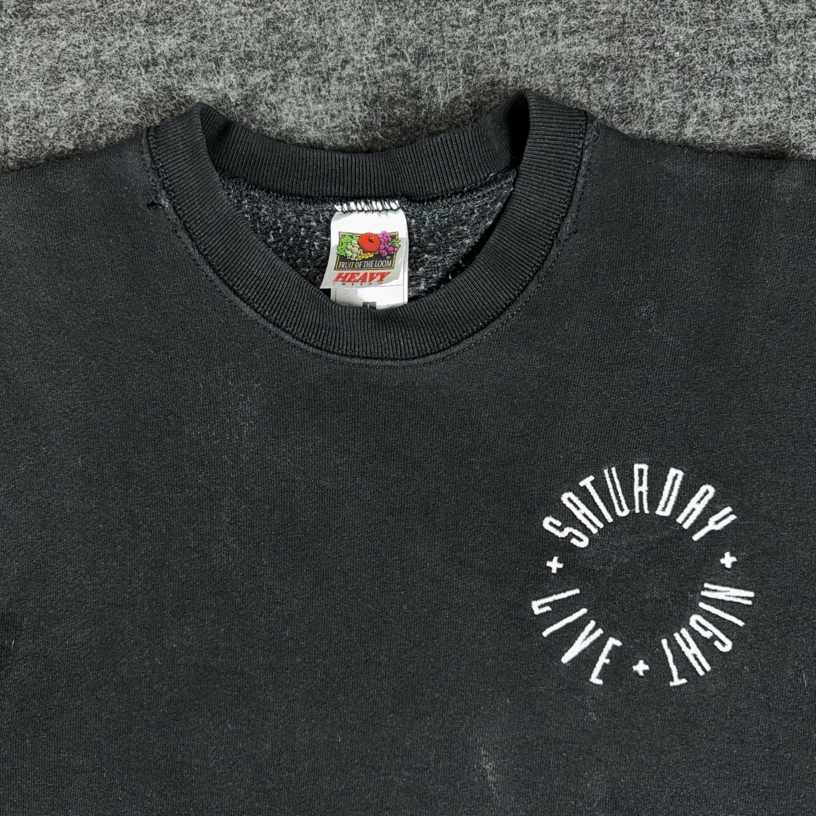 Vintage Saturday Night Live Sweatshirt Men’s M Black Embroidered Pullover 00s Vintage Saturday Night Live Sweatshirt Men’s M Black Embroidered Pullover 00s