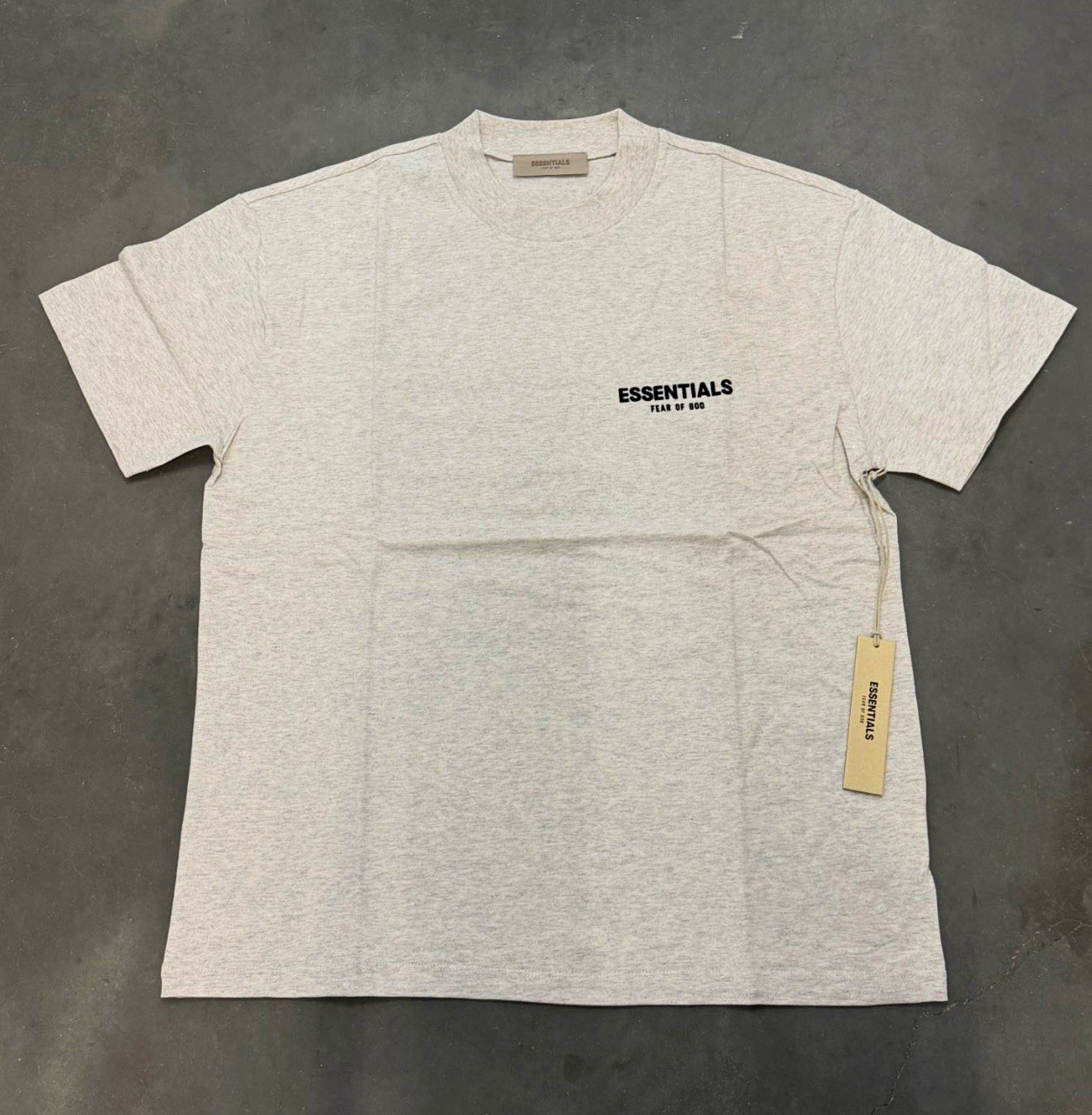 Essentials Fear of God ESSENTIALS Gray Logo Cotton Crewneck T-Shirt Size M Essentials Fear of God ESSENTIALS Gray Logo Cotton Crewneck T-Shirt Size M