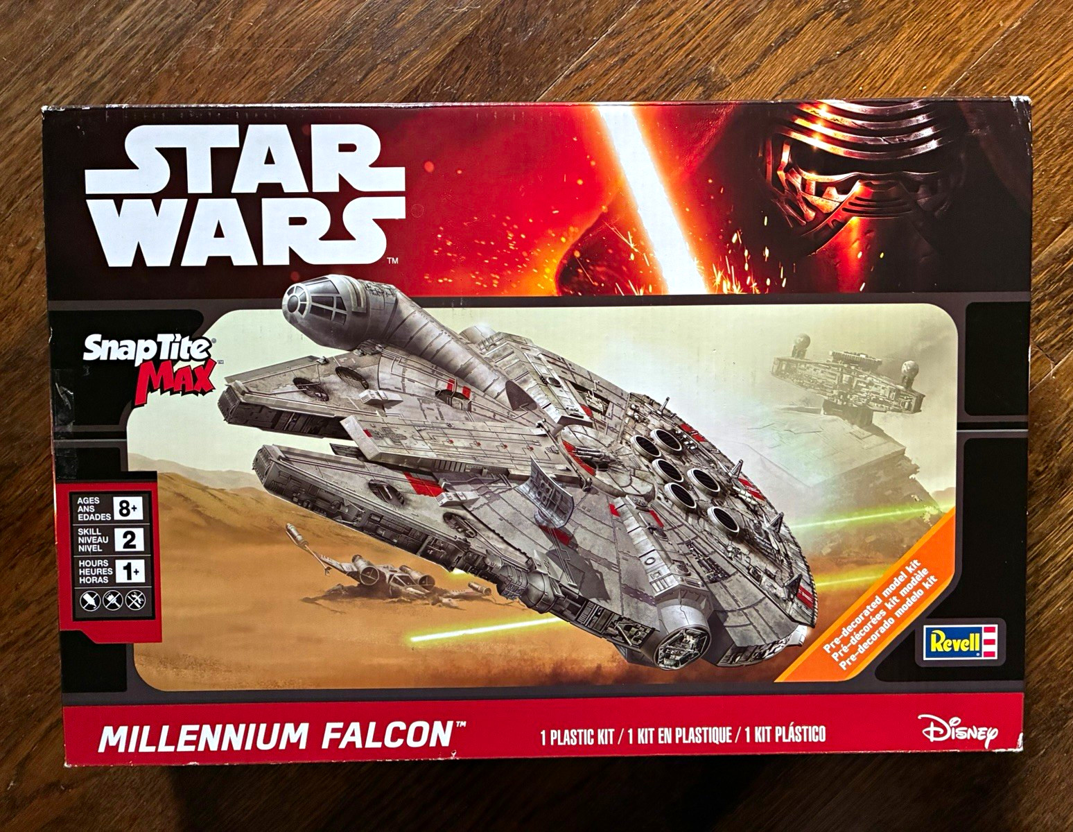 Revell SnapTite Max Star Wars Millennium Falcon Plastic Model Kit 1:241 Revell SnapTite Max Star Wars Millennium Falcon Plastic Model Kit 1:241