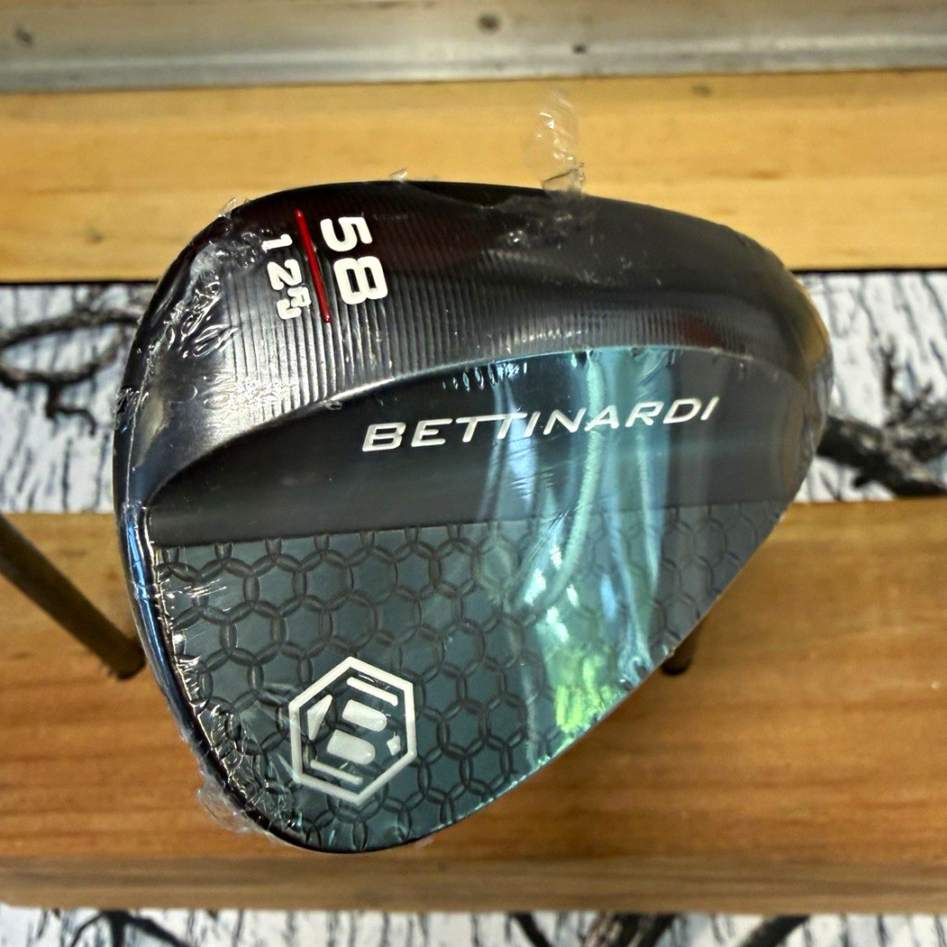 New Bettinardi HLX 3.0 58° / 12RJ wedge head in black smoke New Bettinardi HLX 3.0 58° / 12RJ wedge head in black smoke