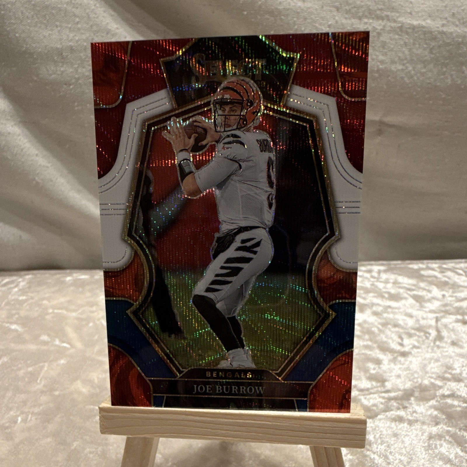 2022 Panini Select - Premier Level Joe Burrow #120 Tri-Color Prizm /199 2022 Panini Select - Premier Level Joe Burrow #120 Tri-Color Prizm /199
