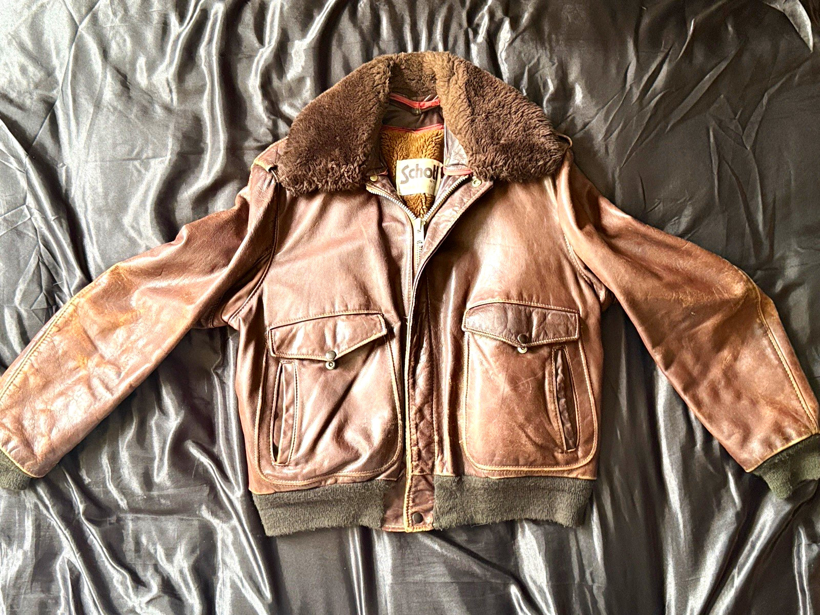 Schott NYC Men’s Brown Leather Bomber Jacket Lined Full Zip Fur Collar Size 44 Schott NYC Men’s Brown Leather Bomber Jacket Lined Full Zip Fur Collar Size 44