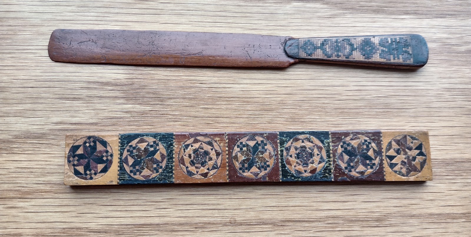2 Antique Victorian/Edwardian Tunbridgeware Pieces, Ruler, Page Turner/Letter Op 2 Antique Victorian/Edwardian Tunbridgeware Pieces, Ruler, Page Turner/Letter Op