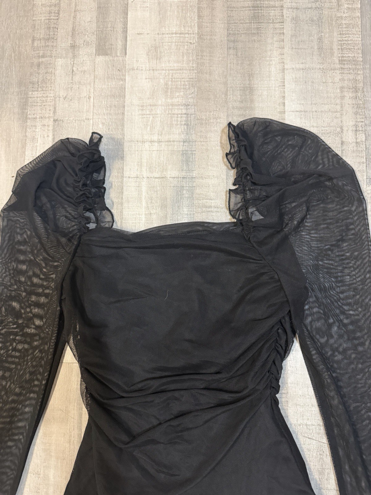 Mi Ami Francesca’s Top Womens S Black Mesh Ruched Square Neck Long Sleeve NWT