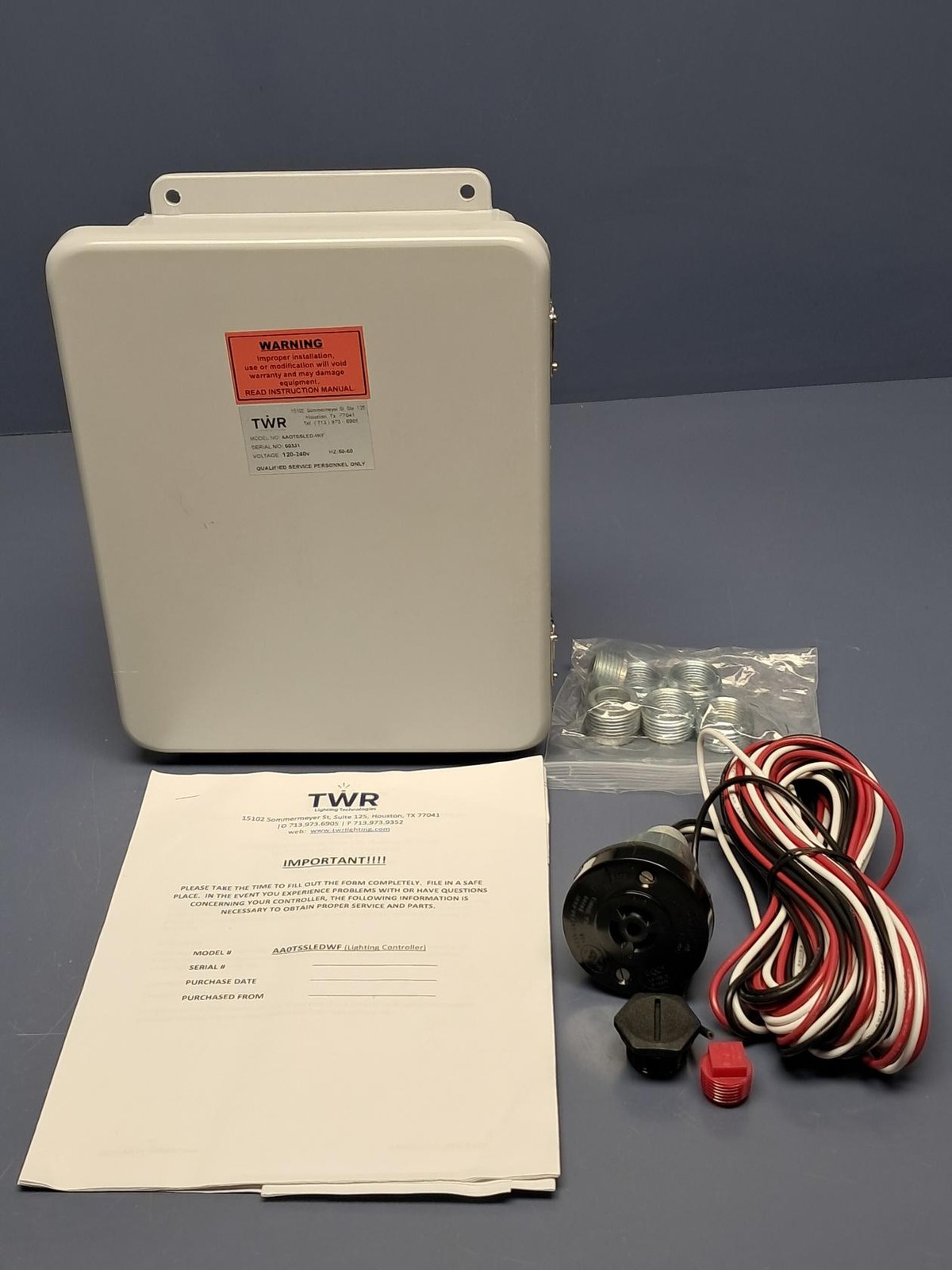 TWR Lighting - AA0TSSLED-W/F Lighting Controller - 120-240V SCE-10085CHQRFG