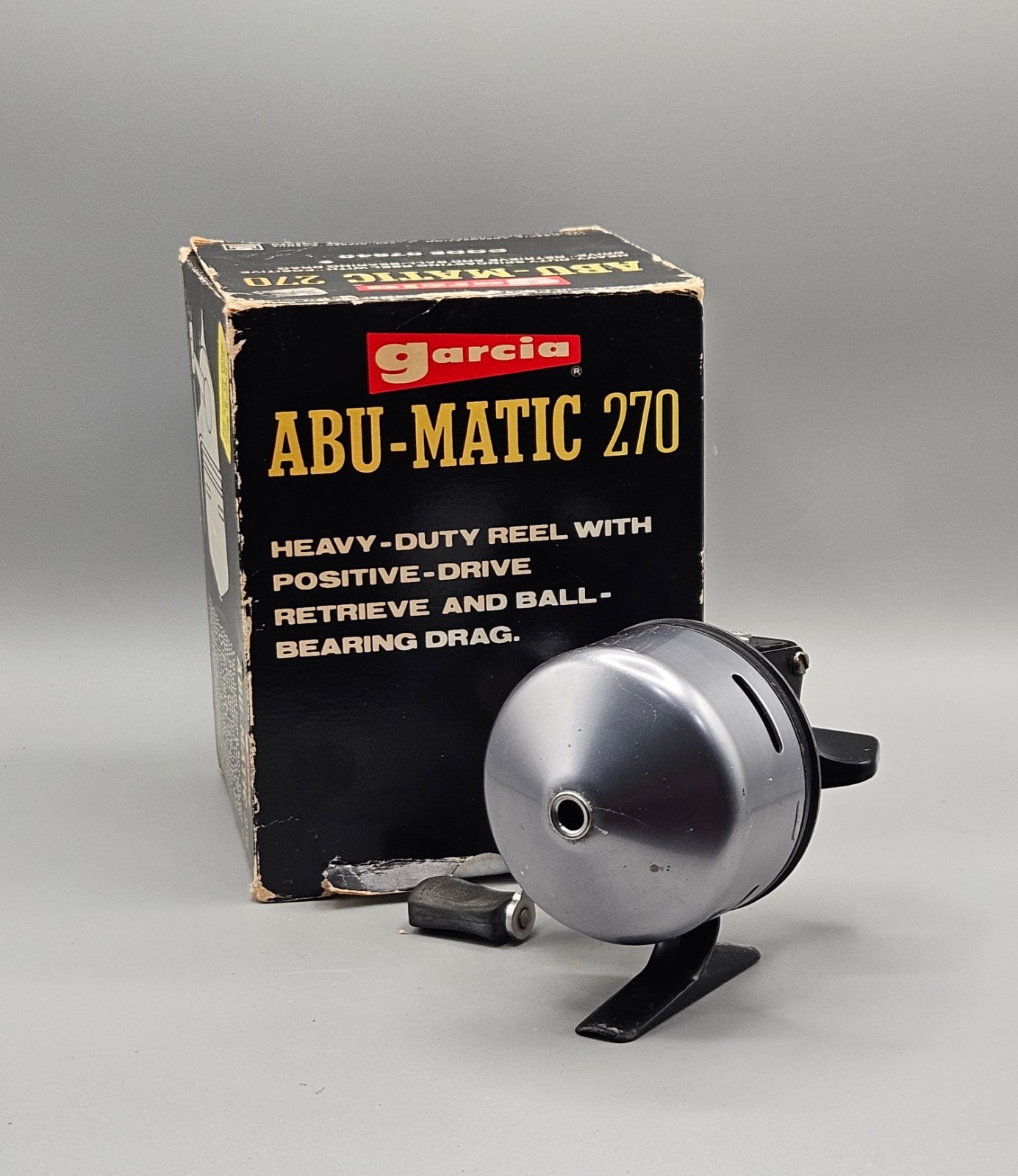 Vintage Garcia Abumatic 270 spincast reel in original box made in Sweden