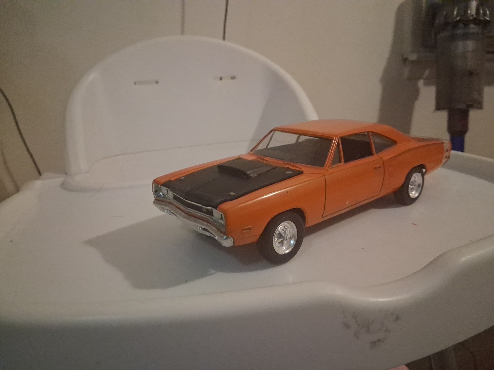 Revell 69 Dodge Super Bee