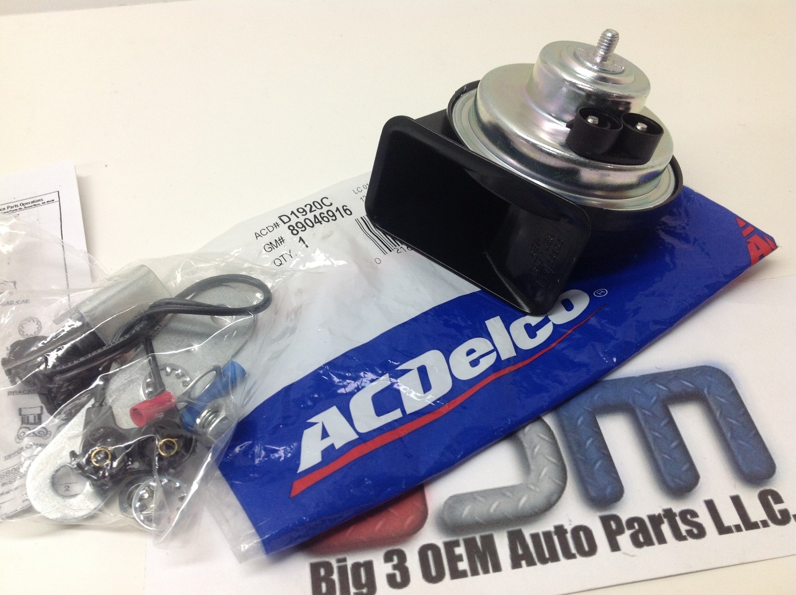 Chevrolet GMC Pontiac Cadillac Buick Oldsmobile Low Note Horn Kit new OEM