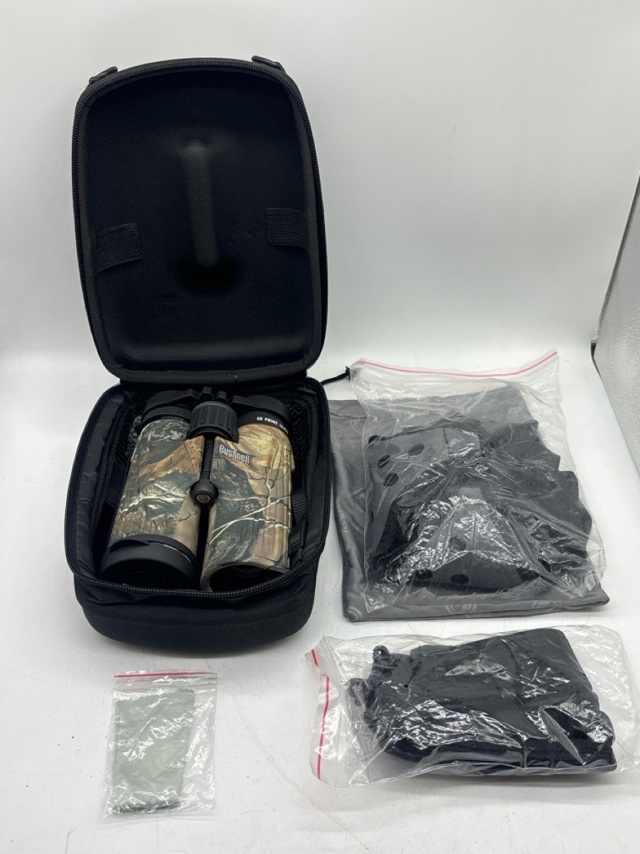Bushnell Legend Ultra-HD 10x 42mm Binocular Model #191043 (AP2048649)