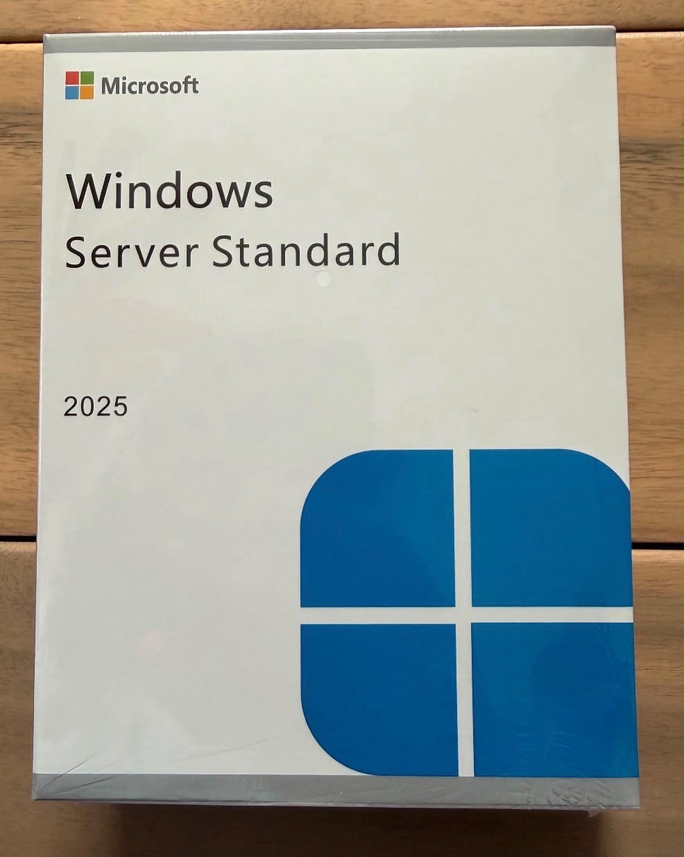 Windows Server Standard 2025 32 CORE 50 CALs 10 CPU USB With Key Windows Server Standard 2025 32 CORE 50 CALs 10 CPU USB With Key