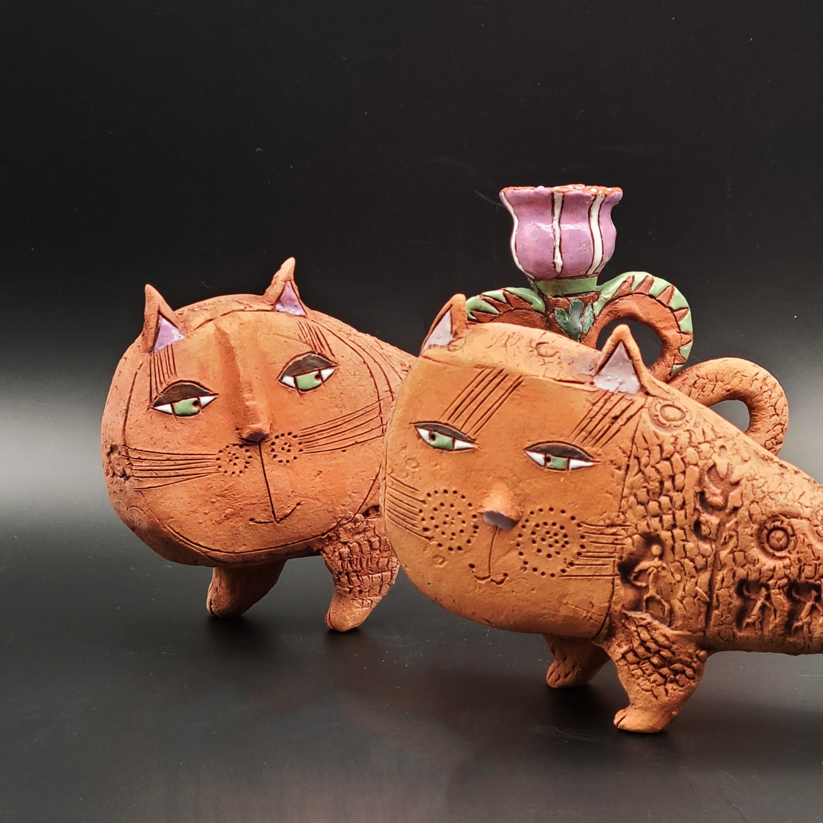Pair Vintage Tommy Kakinuma Folk Art Hand Made Terra Cotta Pottery Cat Shakers