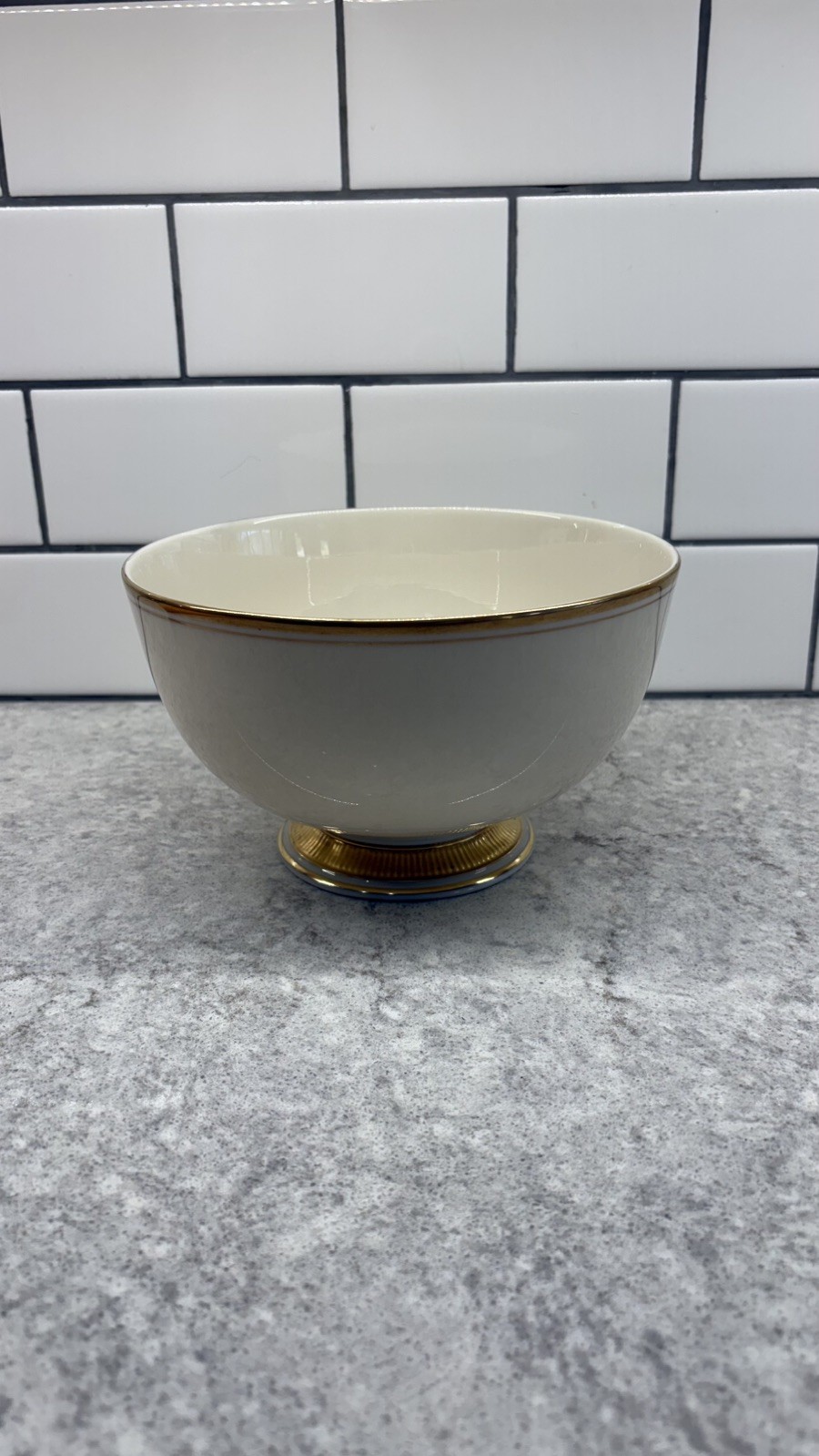 RARE Vtg Lenox Tuxedo Serving Bowl 24 K Gold Trimmed Heritage 7.5\ RARE Vtg Lenox Tuxedo Serving Bowl 24 K Gold Trimmed Heritage 7.5\
