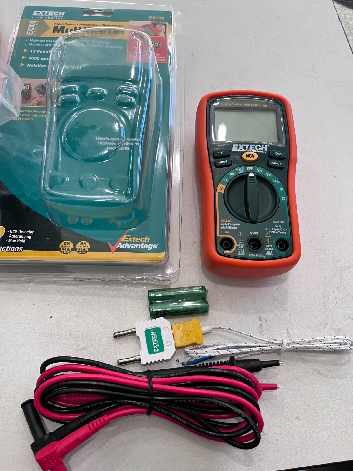 Extech CAT III, Auto Ranging & Digital Multimeter: 600 VAC/VDC EX330