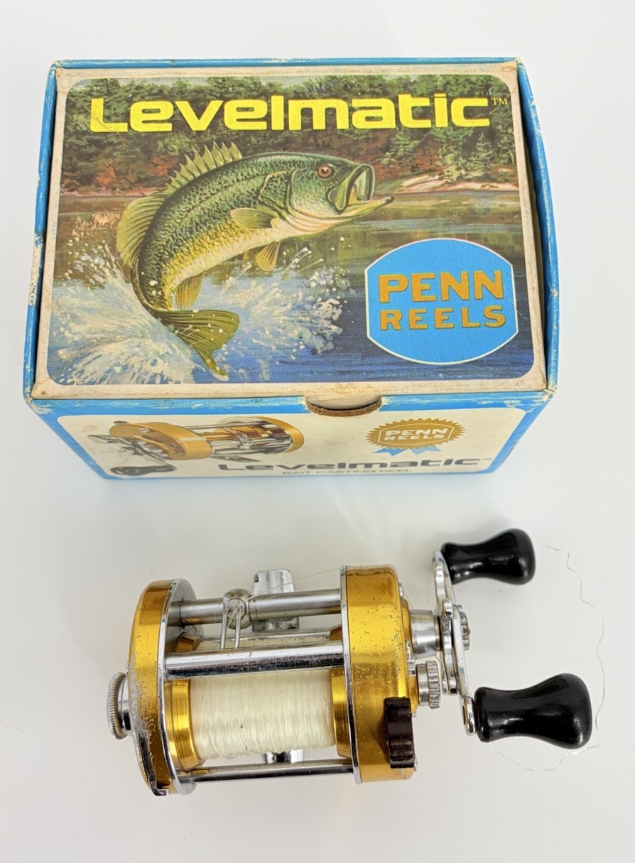 Vintage Penn 940 Levelmatic Bait Casting Fishing Reel with Original Box