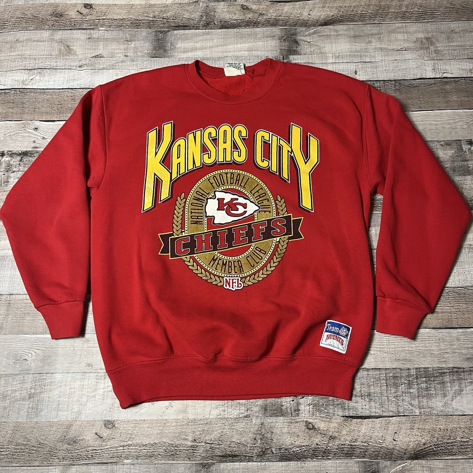 Kansas City Chiefs Sweatshirt Size Large Red Vintage 90s Nutmeg NFL Football Kansas City Chiefs Sweatshirt Size Large Red Vintage 90s Nutmeg NFL Football
