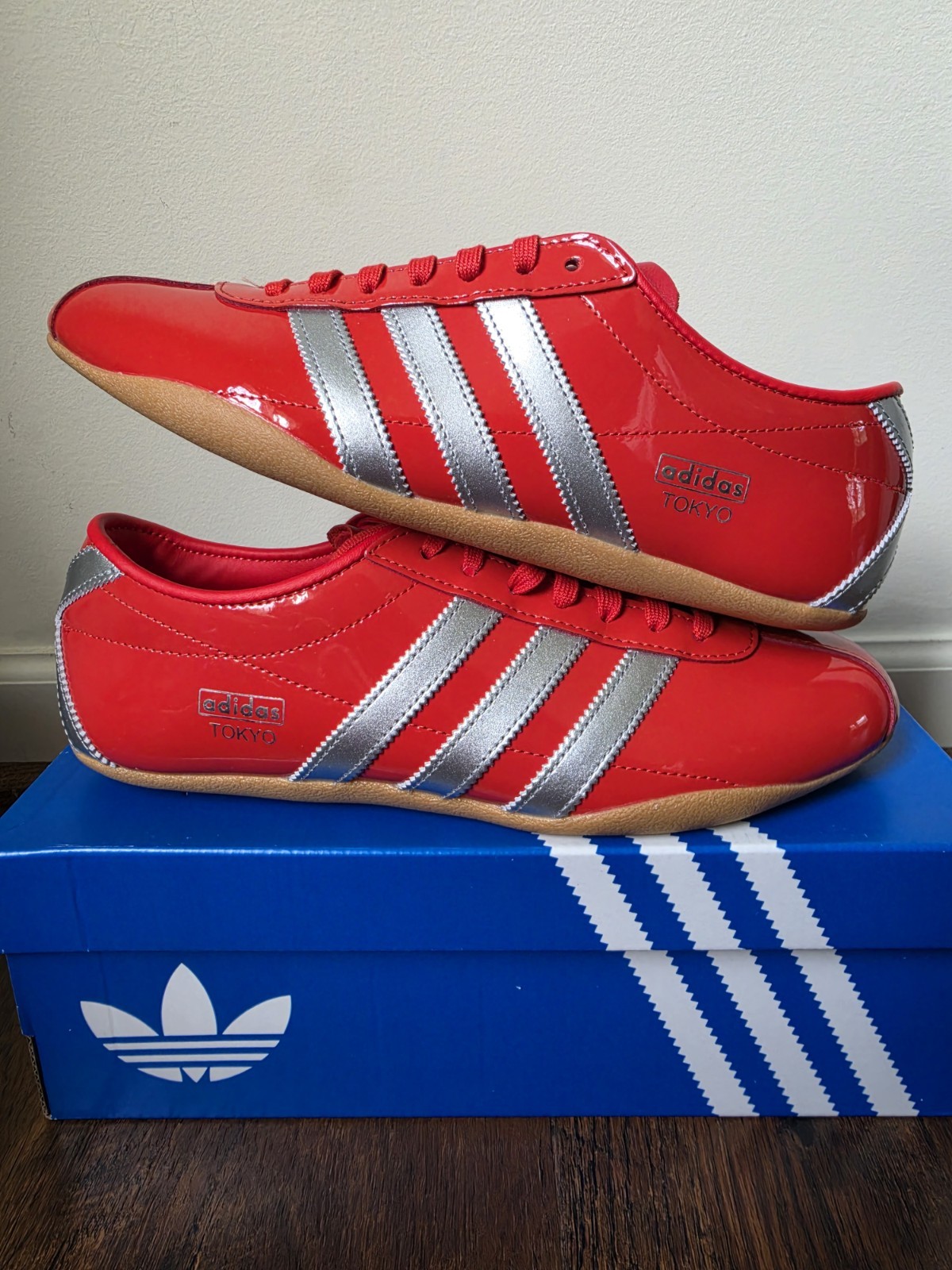 adidas Tokyo - Red & Silver Metallic Gum - Women\'s Size 10.5 New W Box JQ0596 adidas Tokyo - Red & Silver Metallic Gum - Women\'s Size 10.5 New W Box JQ0596