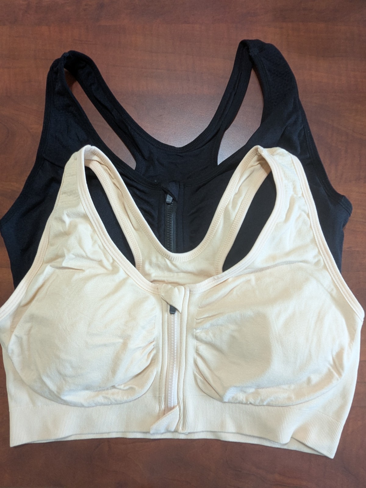 New 2pk Front Zip Sports Bra size L/XL