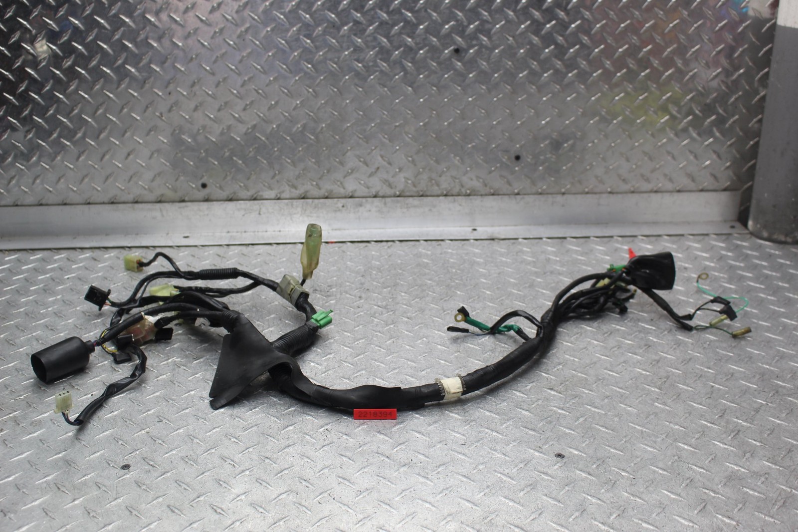 1996 HONDA SHADOW VLX 600 VT600C COMPLETE MAIN WIRING HARNESS 32100-MZ8-000 1996 HONDA SHADOW VLX 600 VT600C COMPLETE MAIN WIRING HARNESS 32100-MZ8-000