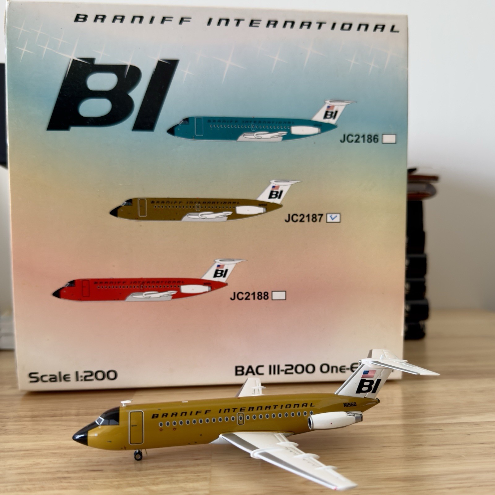 JC Wings Braniff BAC 1-11 OCHRE JC2187 JC Wings Braniff BAC 1-11 OCHRE JC2187