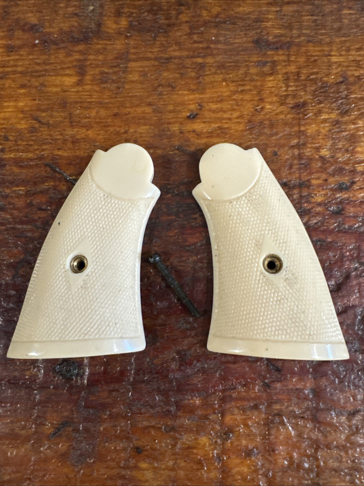 Ajax Custom Grips Faux Ivory Grips For Smith & Wesson N Frame Square Butt Ajax Custom Grips Faux Ivory Grips For Smith & Wesson N Frame Square Butt