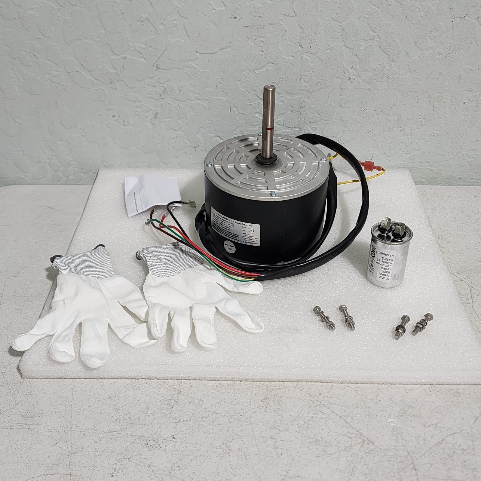 51-101774-52 PD512807 1/6 HP 825 RPM Condenser Fan Motor Compatible Replaceme... 51-101774-52 PD512807 1/6 HP 825 RPM Condenser Fan Motor Compatible Replaceme...