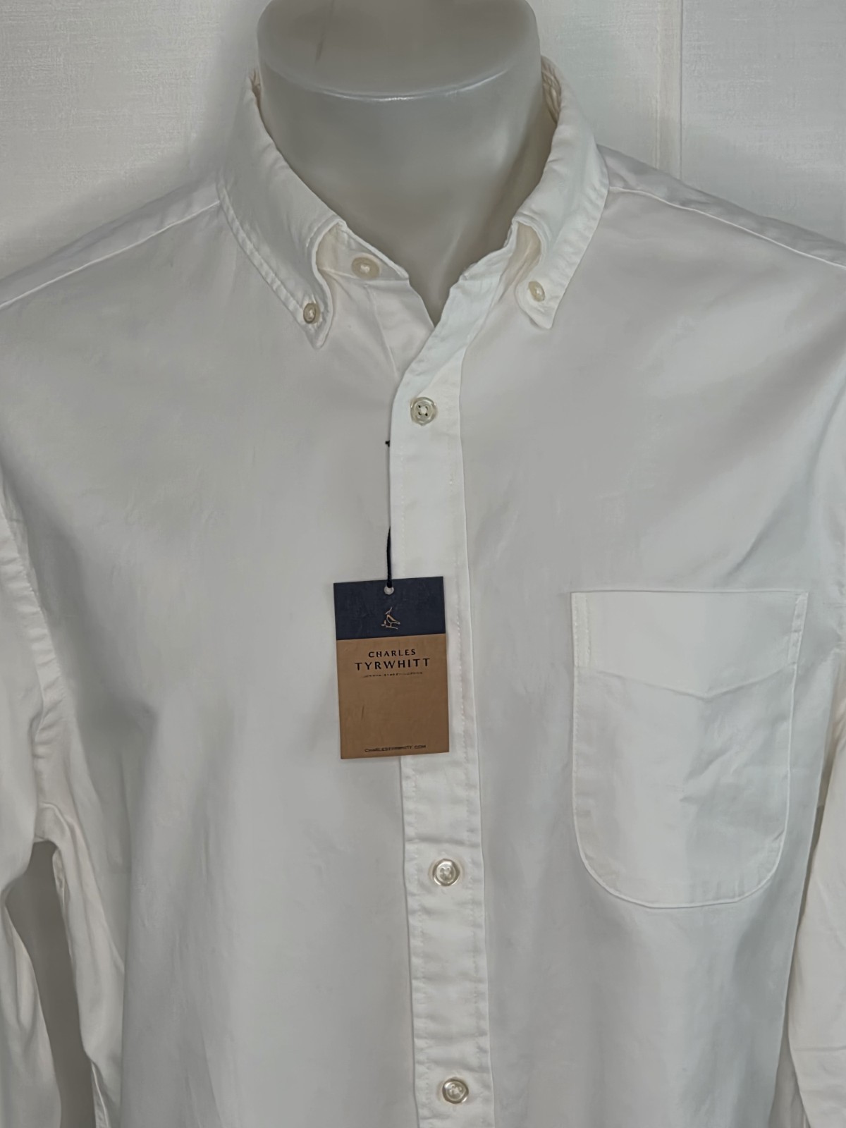NWT CHARLES TYRWHITT Large Slim Fit Men\'s Long Sleeve Button Down Shirt White NWT CHARLES TYRWHITT Large Slim Fit Men\'s Long Sleeve Button Down Shirt White