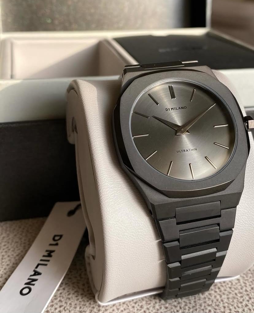 D1 Milano Antracite Ultra Thin Bracelet Watch 40mm - D1-UTBJ22