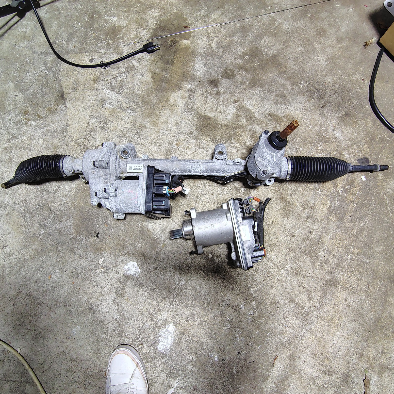 Tesla Power Steering And Rack Assembly Full And Motor Tesla Power Steering And Rack Assembly Full And Motor