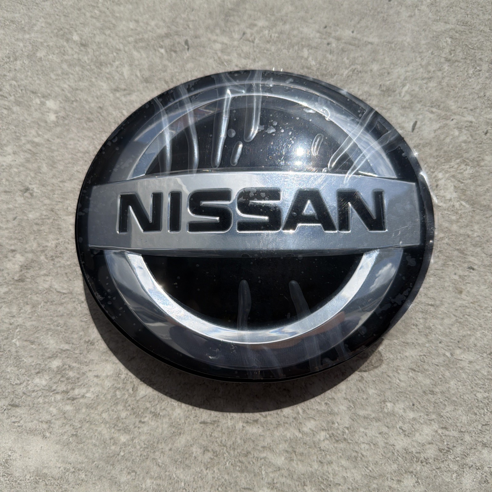 🔥🔥🔥🔥FOR NISSAN 2020-2021-2022 SENTRA-VERSA NEW OEM SEDAN FRONT GRILLE EMBLEM 🔥🔥🔥🔥FOR NISSAN 2020-2021-2022 SENTRA-VERSA NEW OEM SEDAN FRONT GRILLE EMBLEM