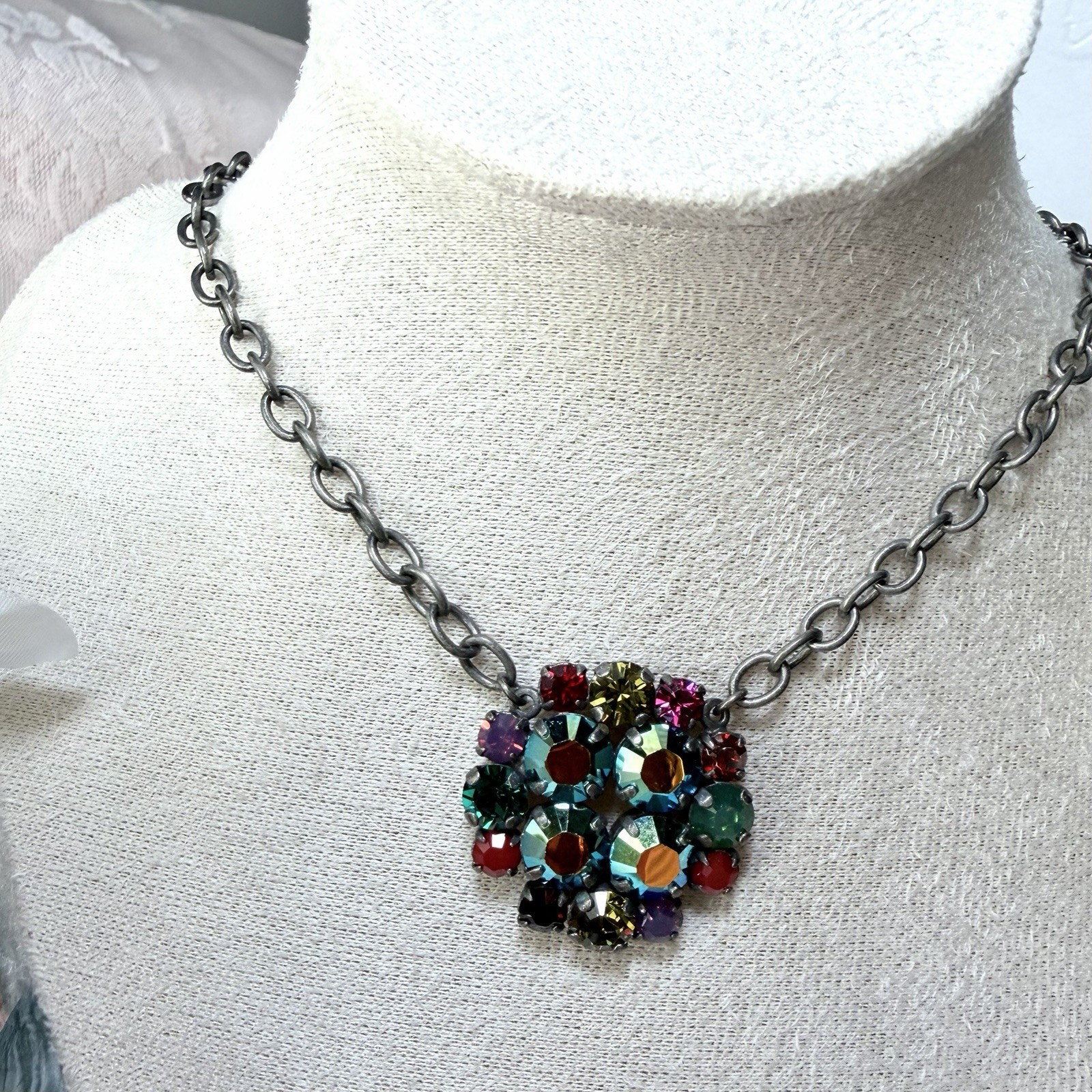 RARE RETIRED SABIKA W12 Winter 2012 Multicolor Crystal Pendant Necklace 16 - 18\